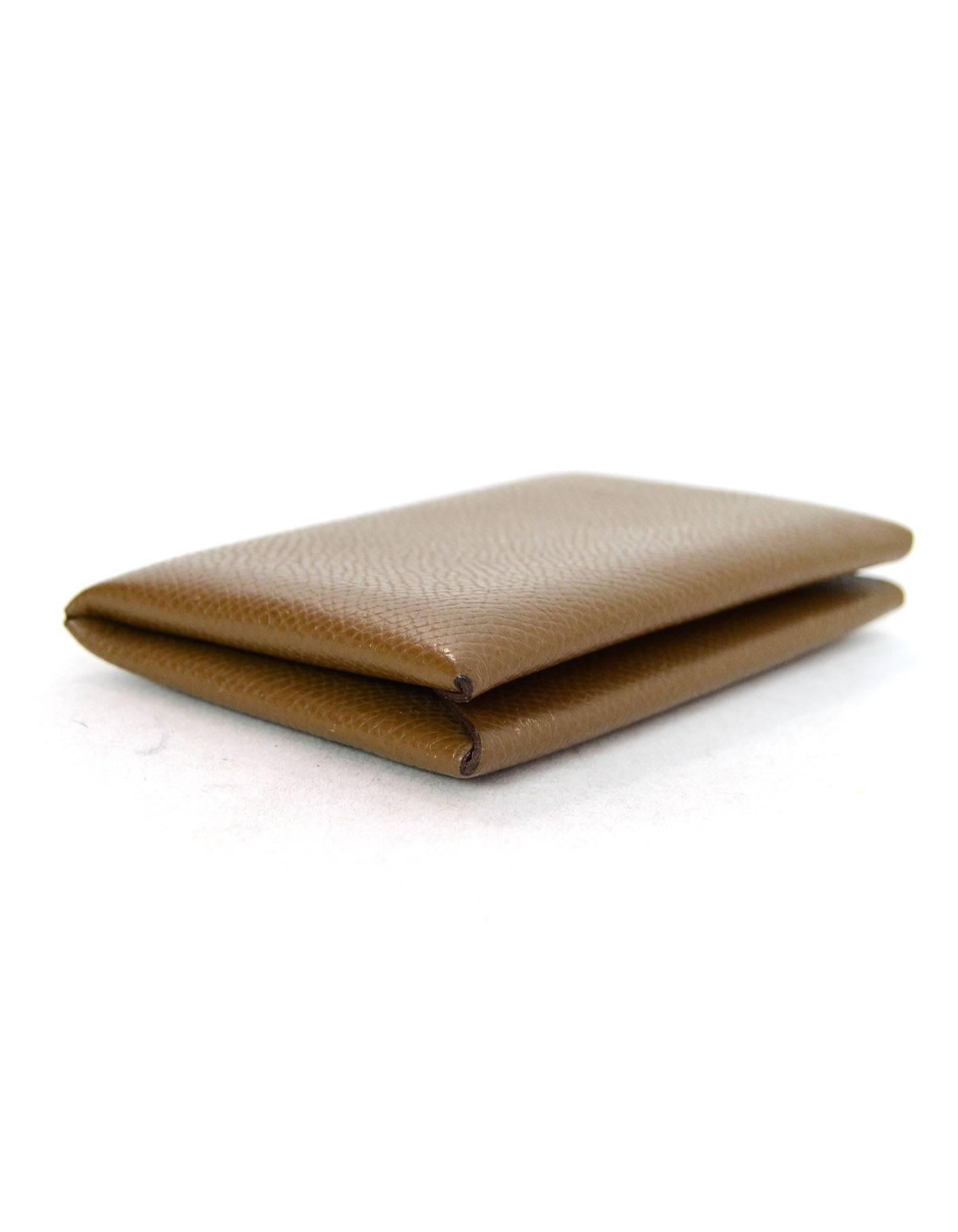 Hermes Taupe Epsom Leather Calfskin Calvi Card Holder In Excellent Condition In New York, NY