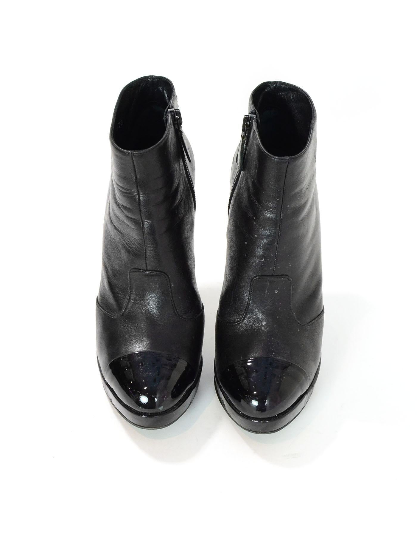 Chanel Black Leather & Patent Cap-Toe Ankle Boots Sz 38.5 with Box, DB In Good Condition In New York, NY