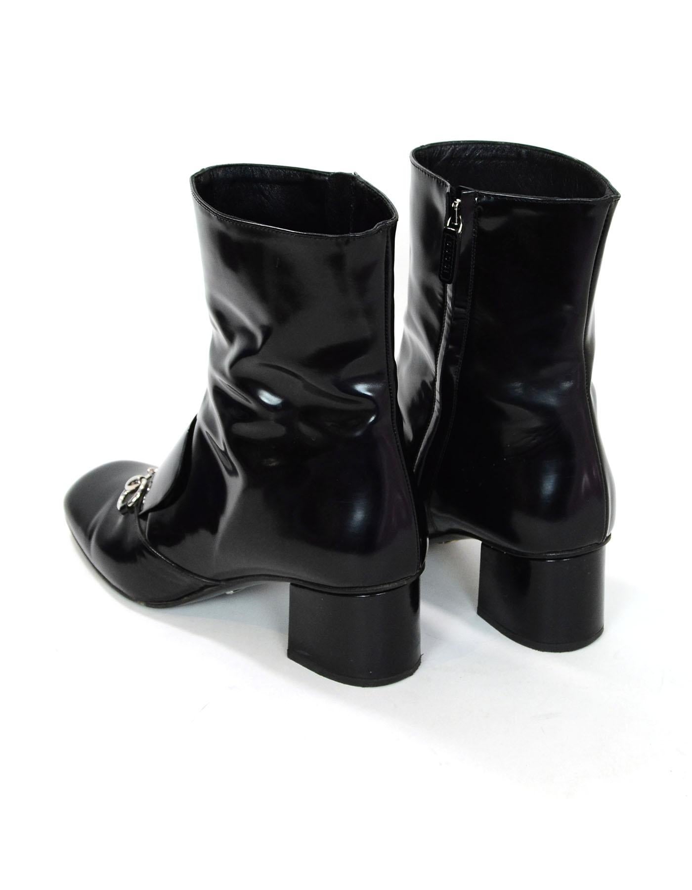 Gucci Black Polished Leather Regent Horsebit Ankle Boots Sz 40 In Excellent Condition In New York, NY