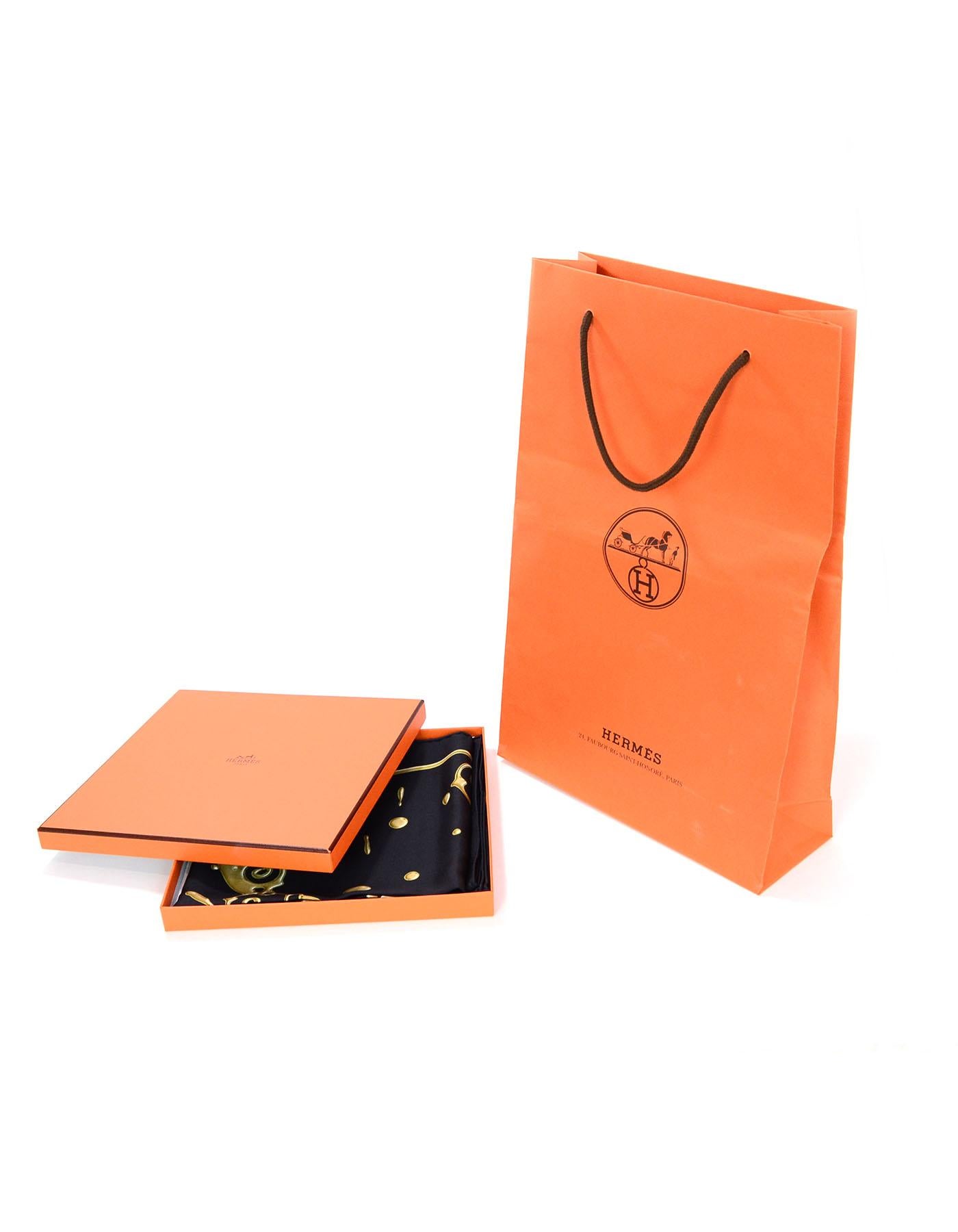 Hermes LNEW Black & Gold Cheval Fusion Silk 90cm Scarf with Box & Shopping Bag In Excellent Condition In New York, NY