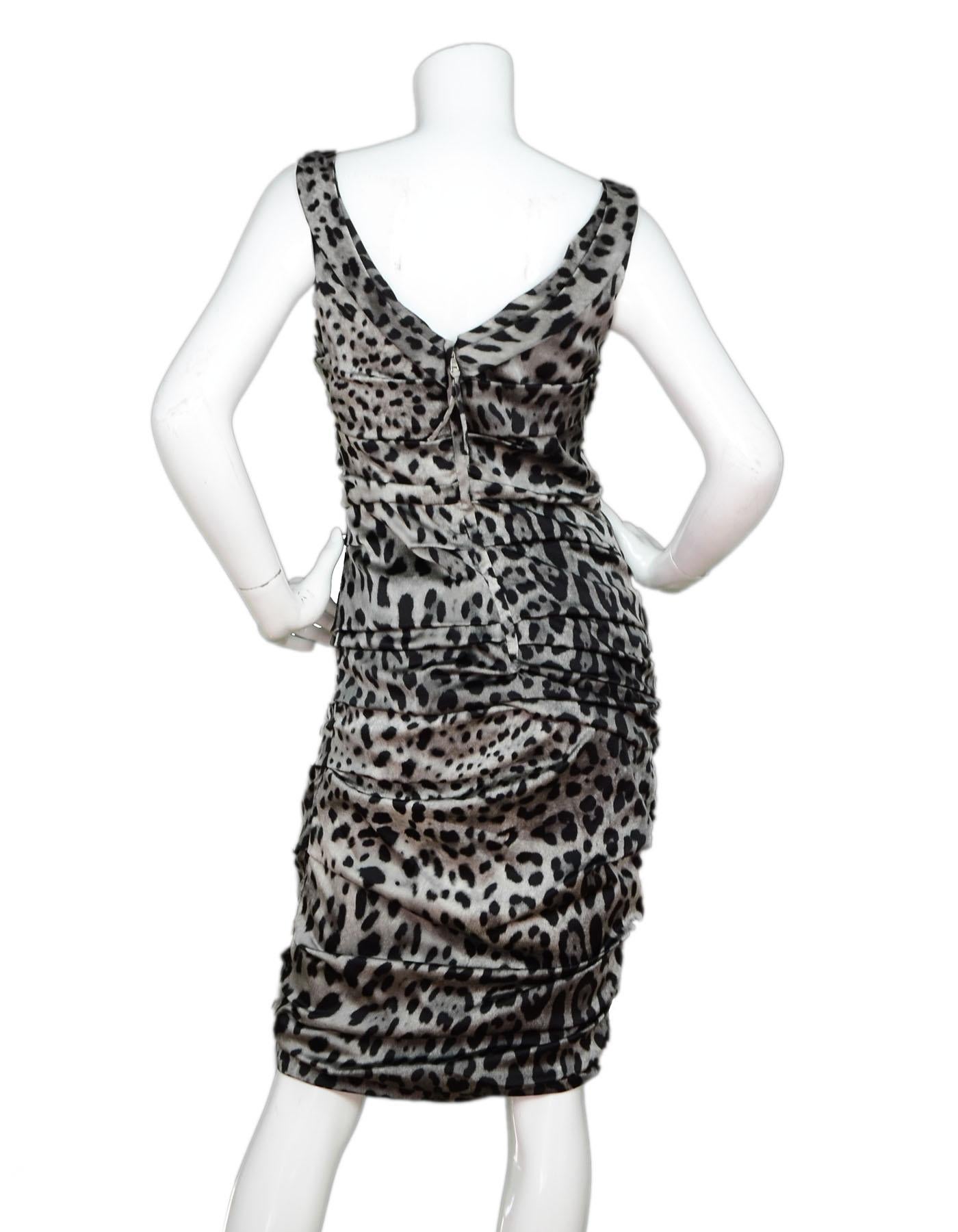 Dolce & Gabbana Black & Grey Silk Leopard Print Dress Sz IT44 In Excellent Condition In New York, NY