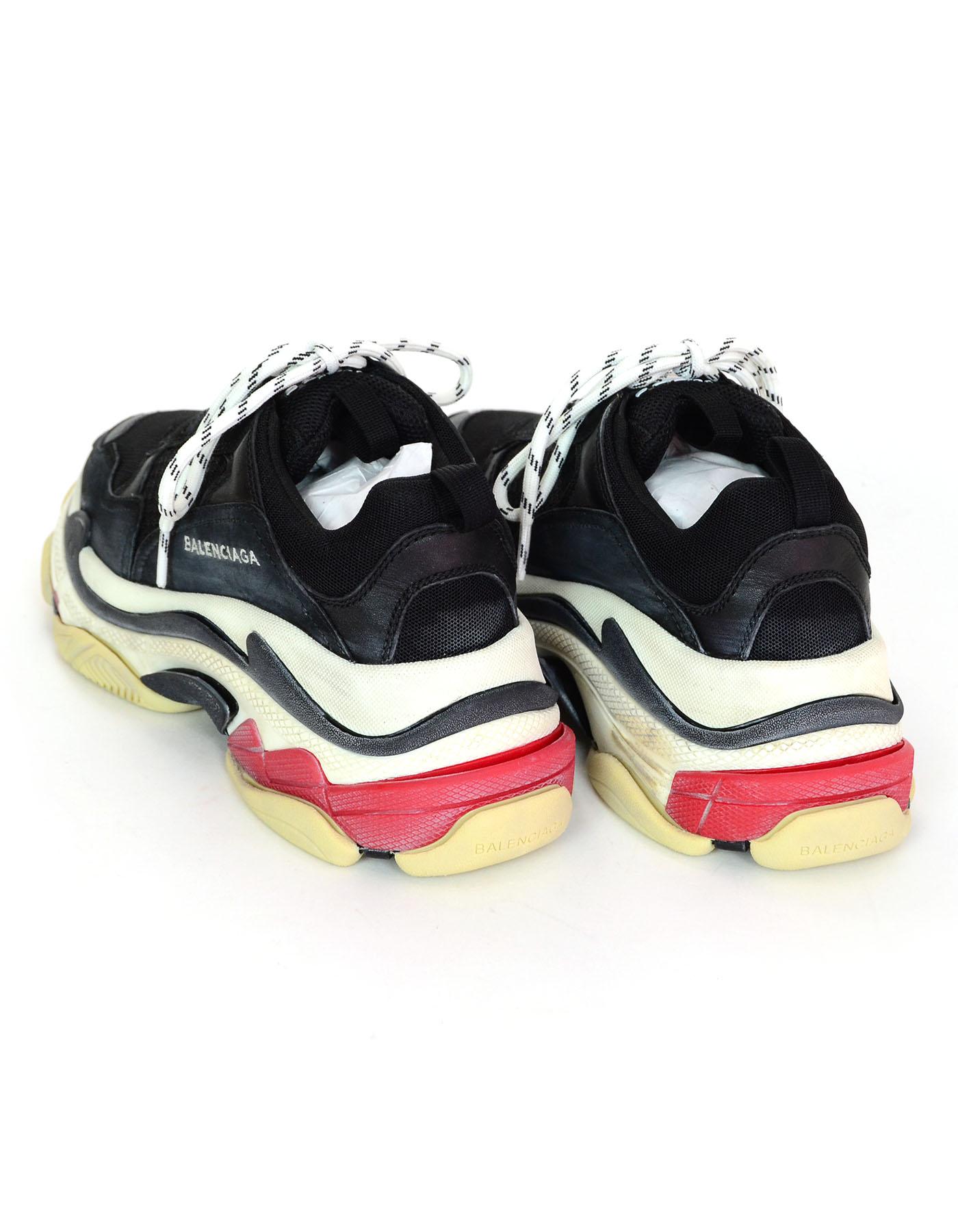 Balenciaga Black/Red/White Triple S Trainers sz 39 w. Box & Extra Laces In Excellent Condition In New York, NY