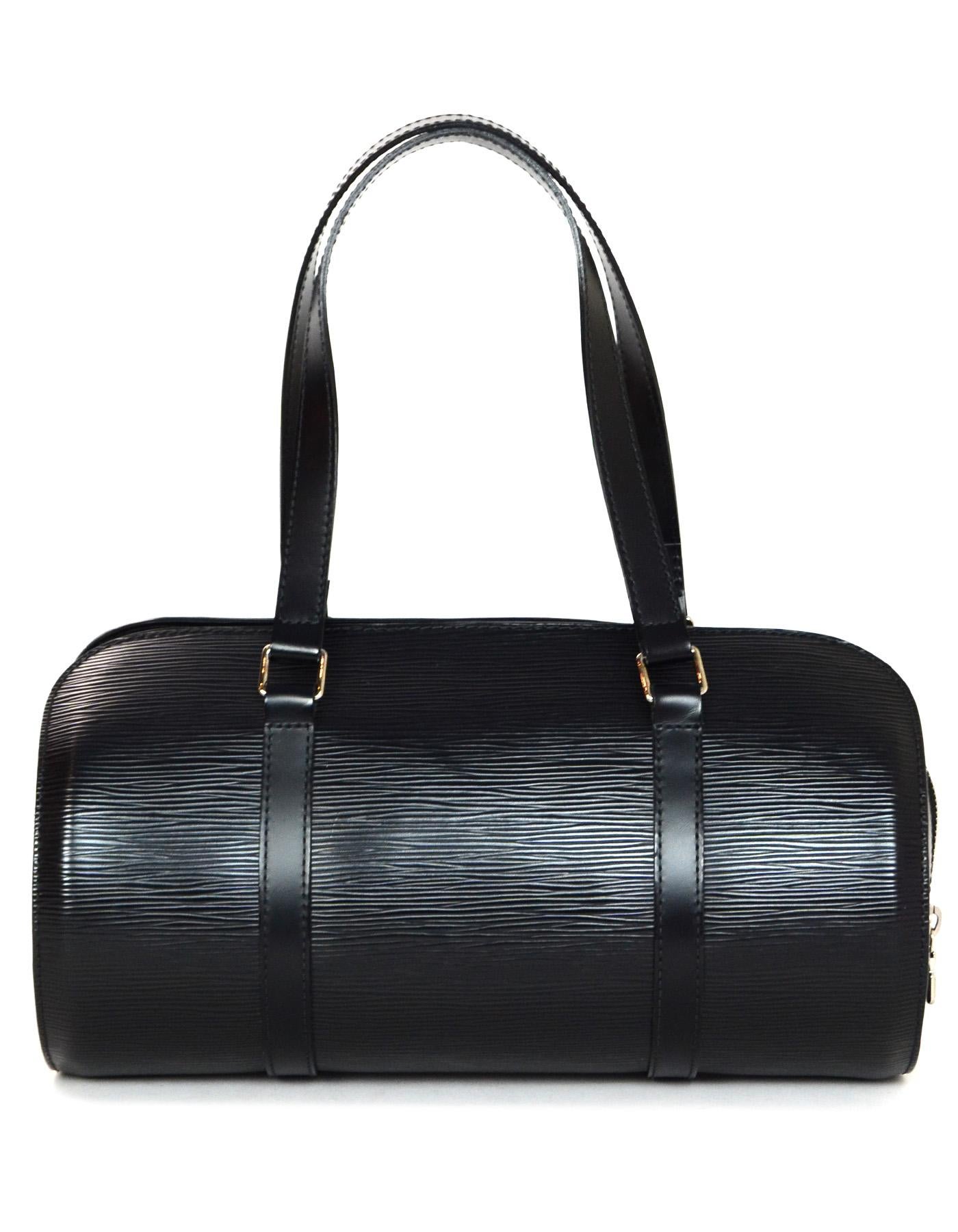 Louis Vuitton Black Epi Leather Soufflot Barrel Bag w. Detachable Baby Bag

Made In: France
Year of Production: 2005
Color: Black
Hardware: Silvertone
Materials: Epi leather
Lining: Grey alacentra
Closure/Opening: Zip top closure
Exterior Pockets: