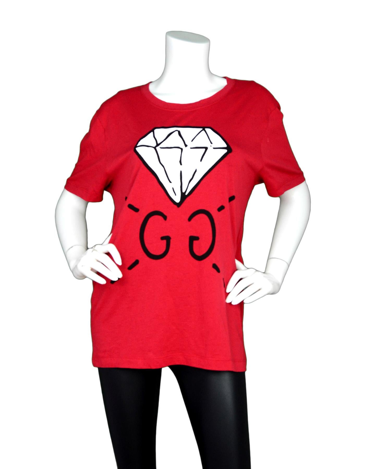 Gucci Men's 2016 Red GG Ghost T-Shirt sz S

Made In: Italy
Color: Red, white, black
Composition: 100% cotton
Lining: None
Closure/Opening: Pull over 
Exterior Pockets: None
Interior Pockets: None
Overall Condition: Excellent pre-owned condition with