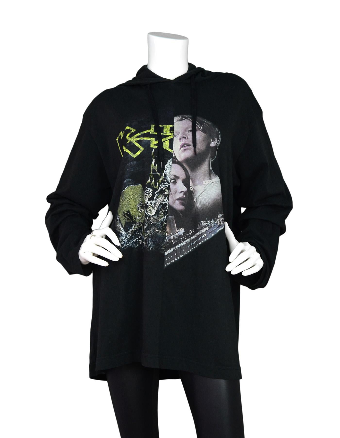 Vetements 2017 Black Graphic Kiss/Titanic Oversized Cotton Hoodie Sweatshirt Top, sz S

Made In: Portugal
Year of Production: 2017
Color: Black, yellow, white
Materials: 100% Cotton
Overall Condition: Excellent pre-owned condition 
Estimated Retail: