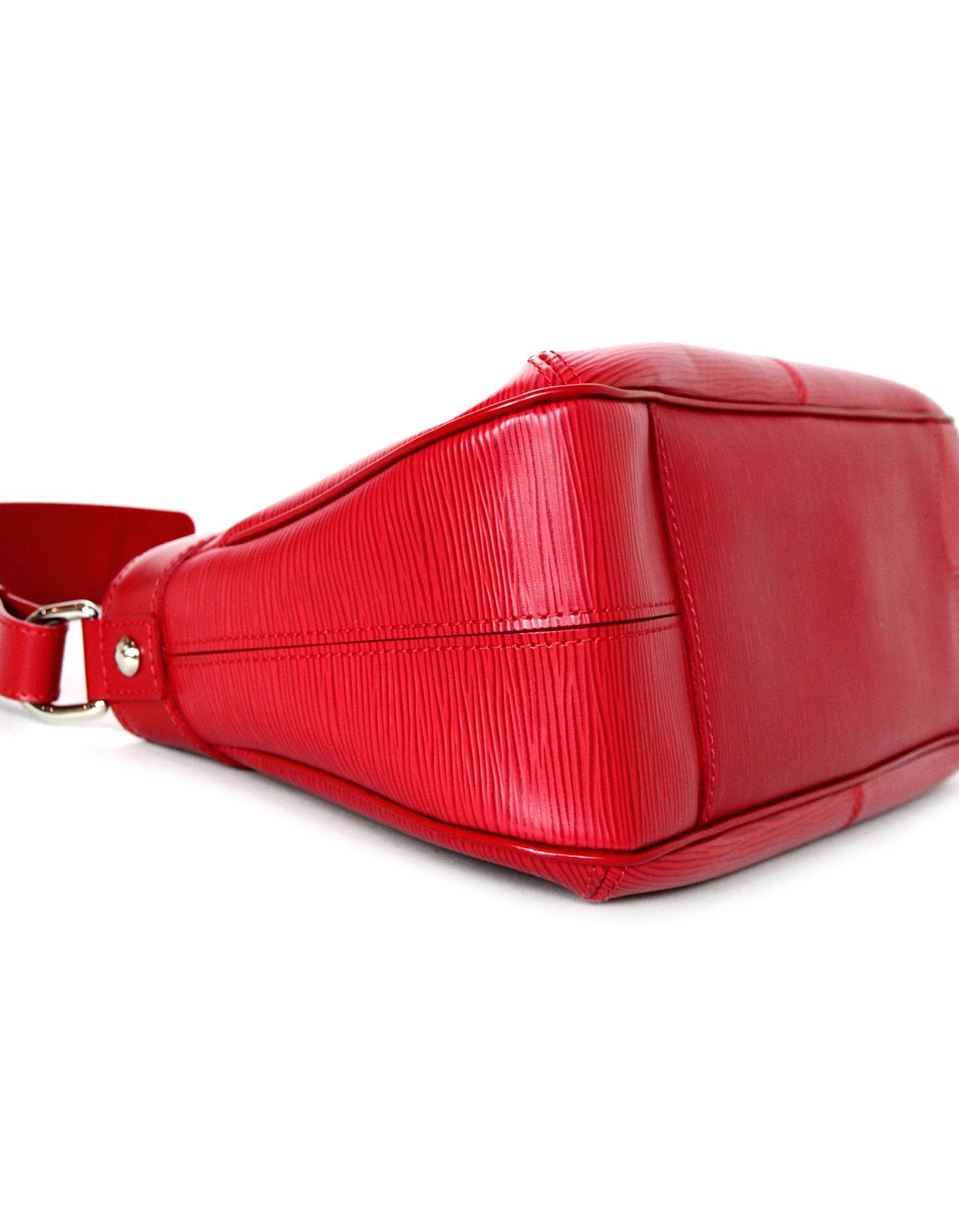 Louis Vuitton Turenne PM NM Red EPI Leather Zipper Front Shoulder Bag In Excellent Condition In New York, NY
