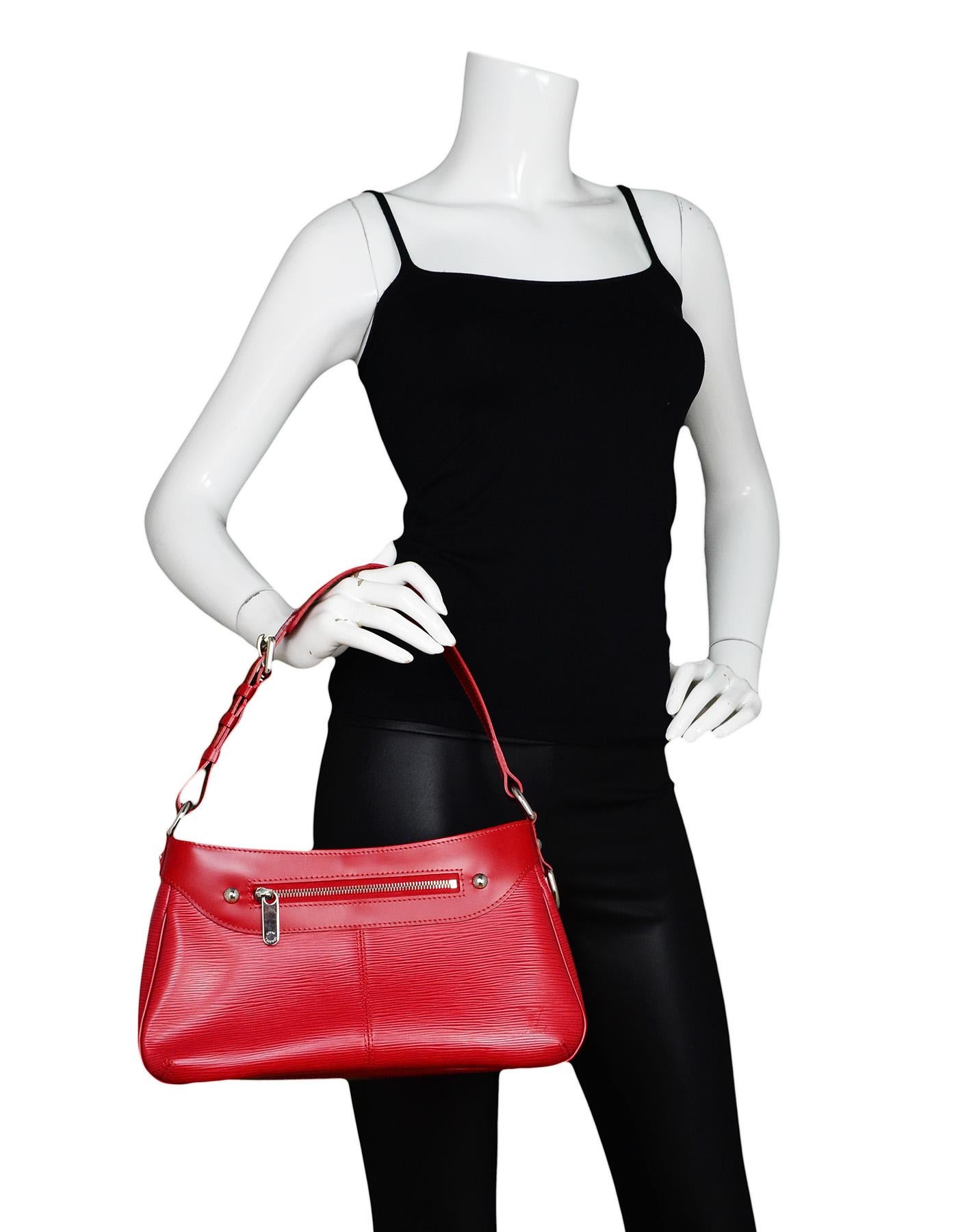 Louis Vuitton Turenne PM NM Red EPI Leather Zipper Front Shoulder Bag

Made In: France
Year of Production: 2006
Color: Red
Hardware: Silvertone
Materials: EPI Leather
Lining: Red textile
Closure/Opening: Zipper top
Exterior Pockets: Front zipper