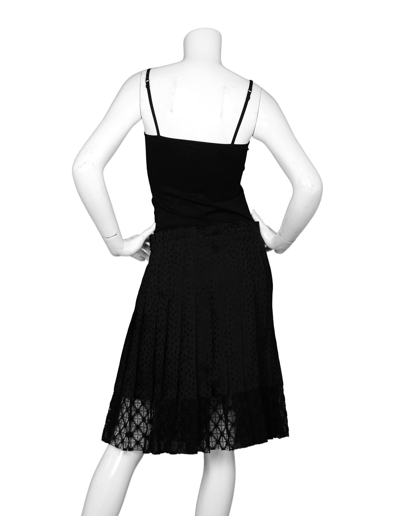 Philosophy Di Lorenzo Serafini NWT Black Pleated Star Print Skirt sz 6 rt. $760 In Excellent Condition In New York, NY
