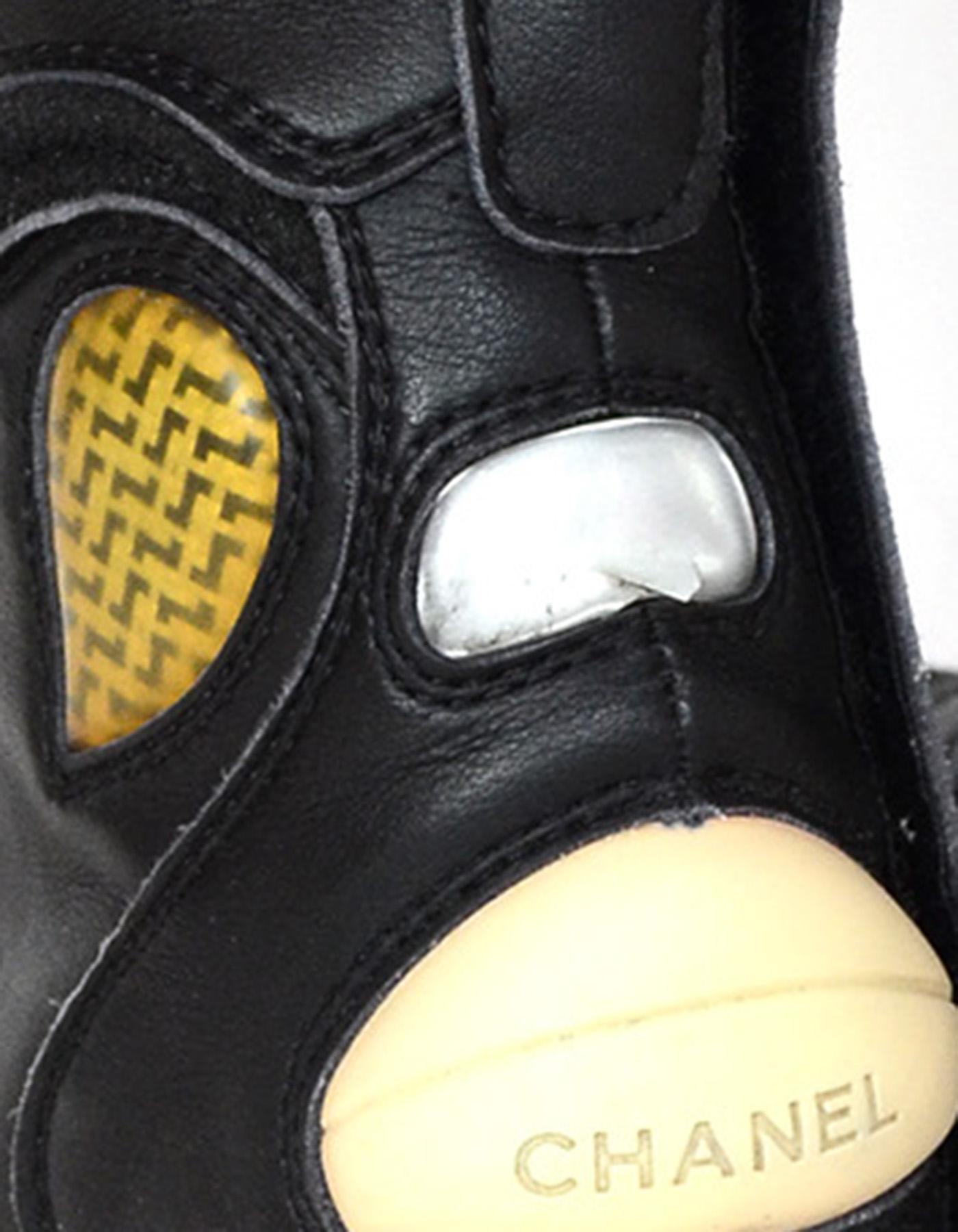 Chanel - Bottes en cuir noir vintage Motocross 31 Cambon CC, taille 36 Bon état à New York, NY