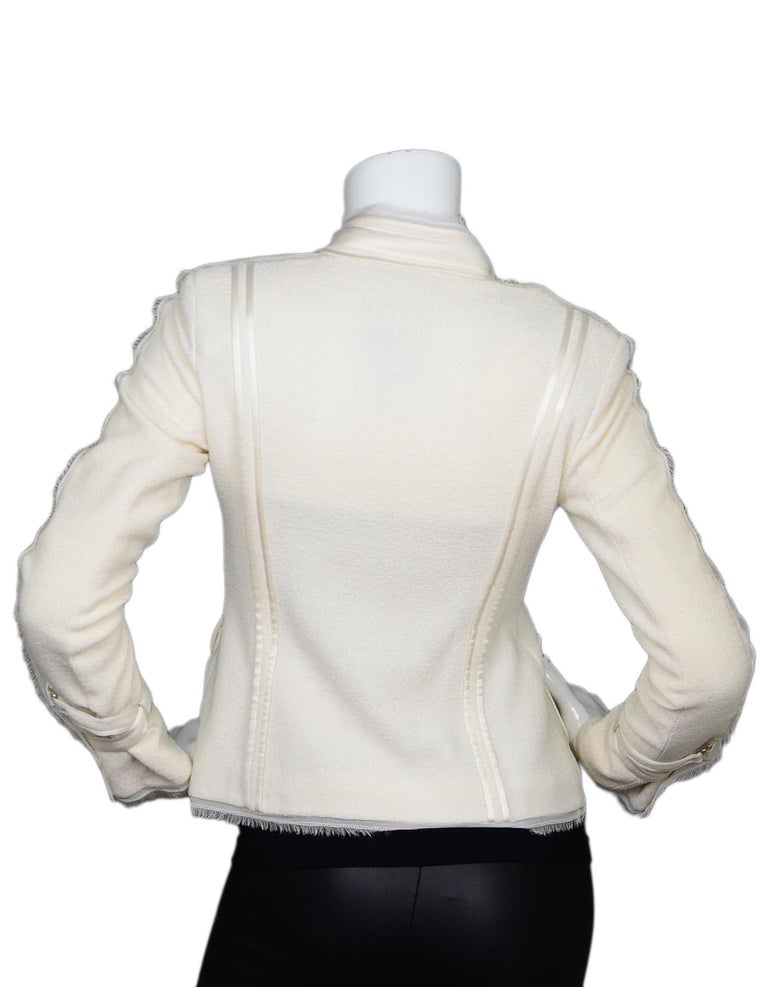 St. John Couture Cream Zip Up Jacket W/ Silk Trim and Pockets Sz 2 at  1stDibs