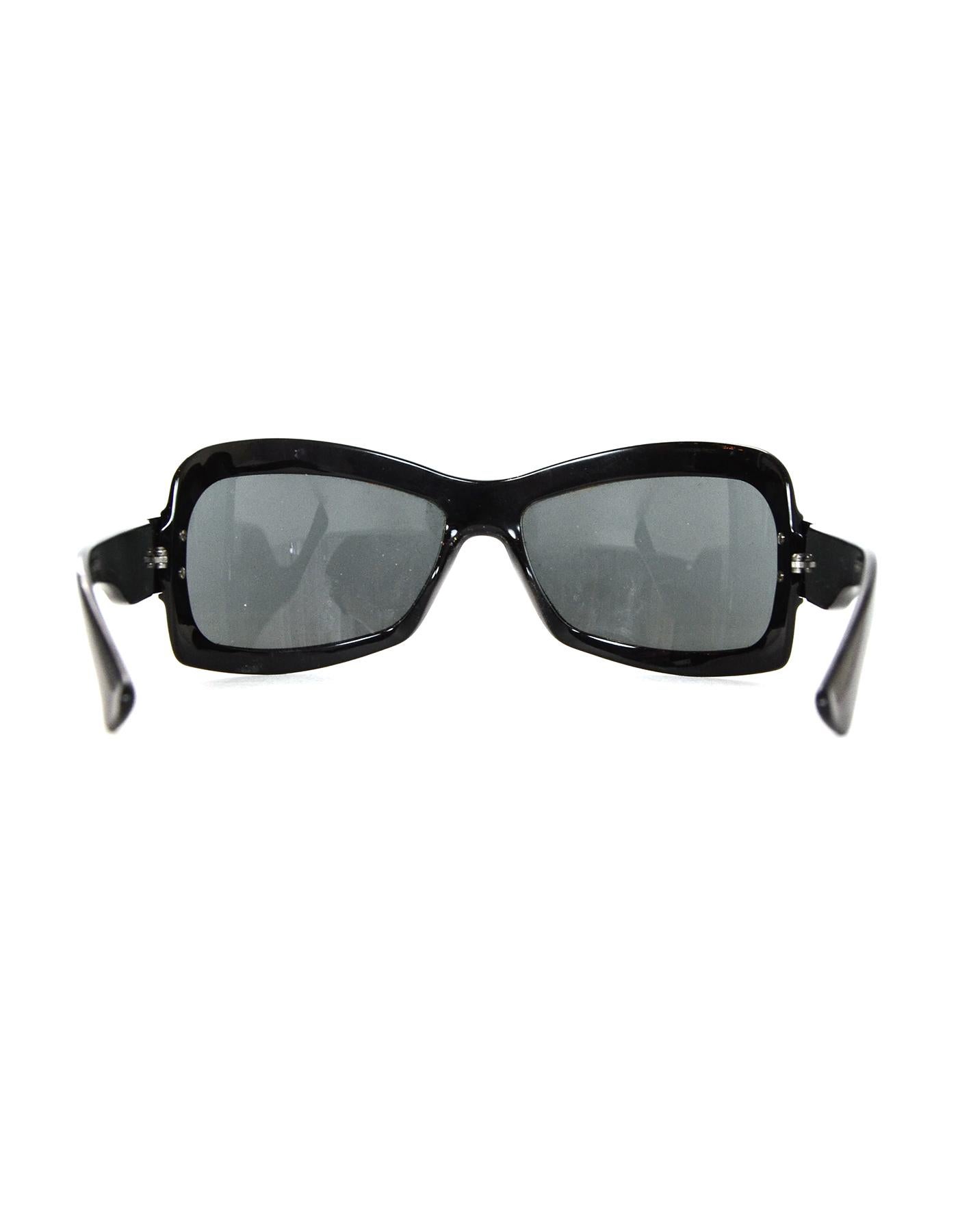 Gucci Black Sunglasses W/ Rhinestones On Arms & Case Damen
