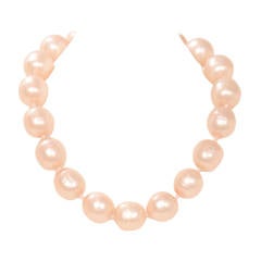 CHANEL Vintage 1987 Light Pink Large Pearl Choker Necklace