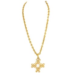 CHANEL 2003 Gold Chain Necklace w/Gold & Pearl Pendant
