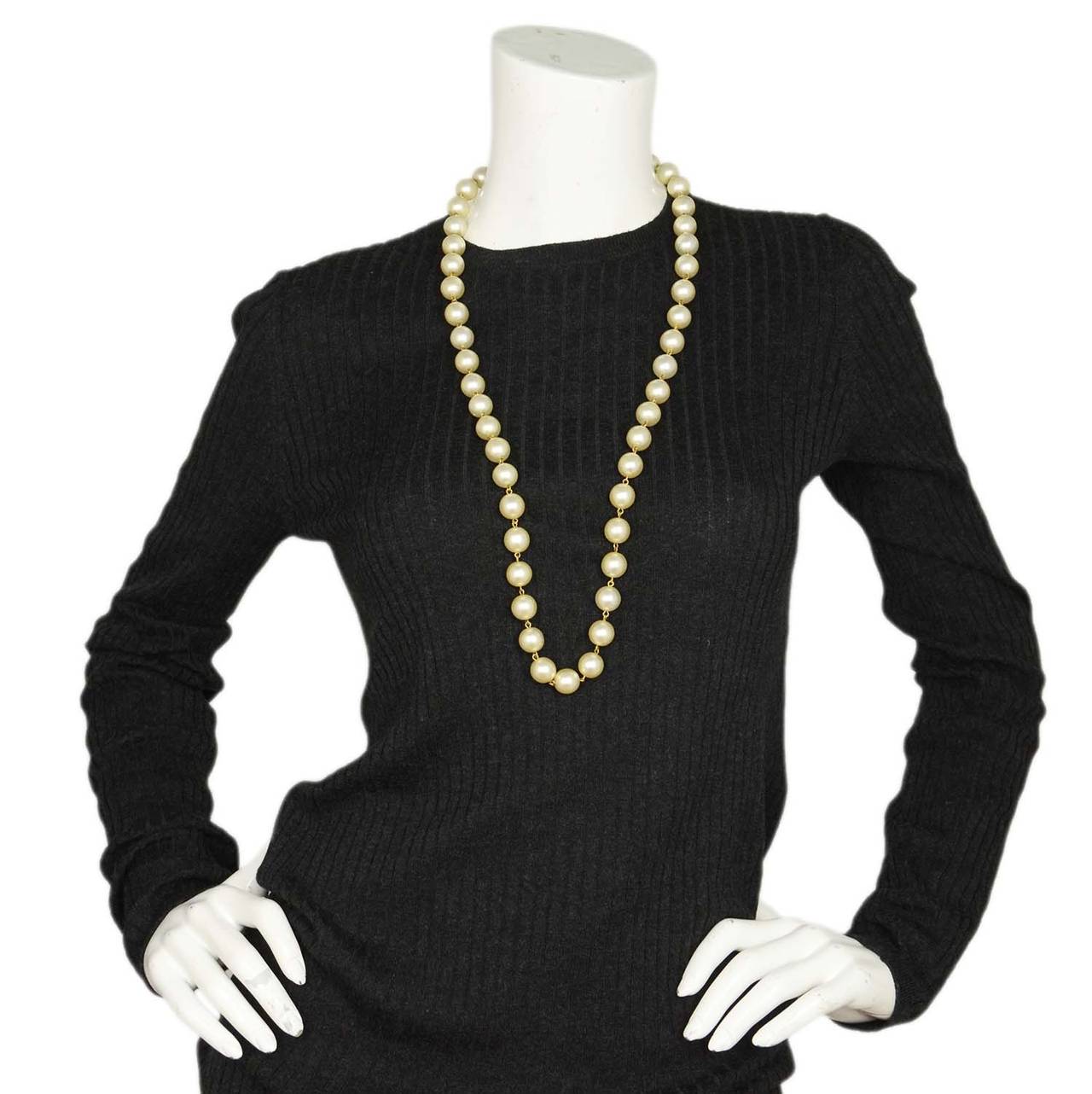 CHANEL Vintage 1990-1992 Pearl Necklace/Belt w/Gold Star Pendant 3