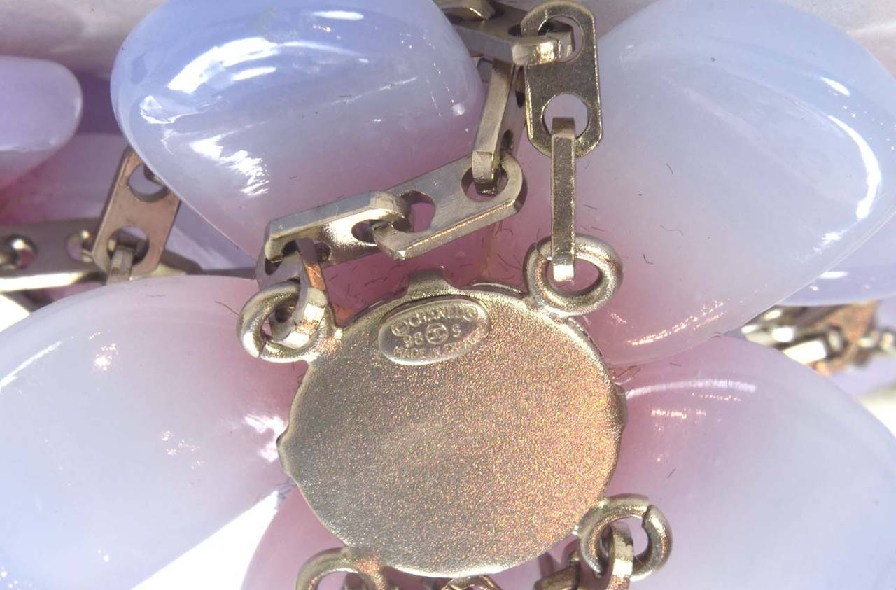 CHANEL Vintage 1998 Lavendar Resin Camelia Flower Necklace 2