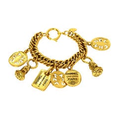 CHANEL Vintage 1990-1992 Gold Charm Bracelet