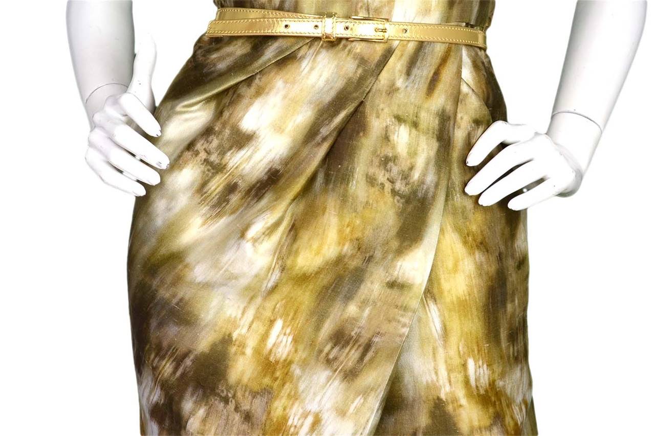 MICHAEL KORS Brown/Olive Green/Beige Silk Brush Strokes Print Dress w/Belt sz. 4 In Excellent Condition In New York, NY