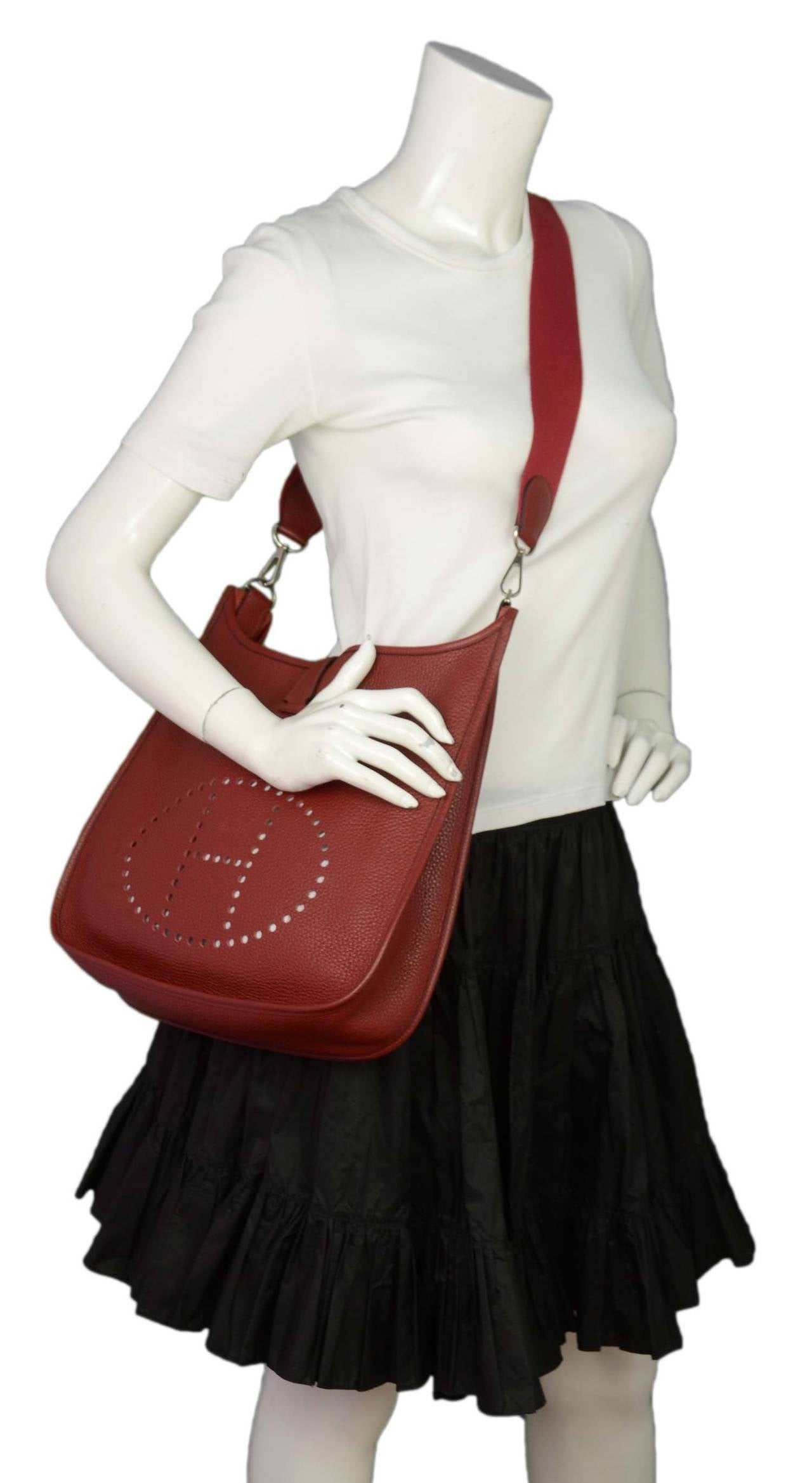 HERMES 2004 Rubis Clemence Leather Evelyne II Crossbody Bag GM rt ...