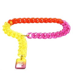 CHANEL Vintage 1995 Yellow to Pink Gradient Resin Chain Link Belt 10