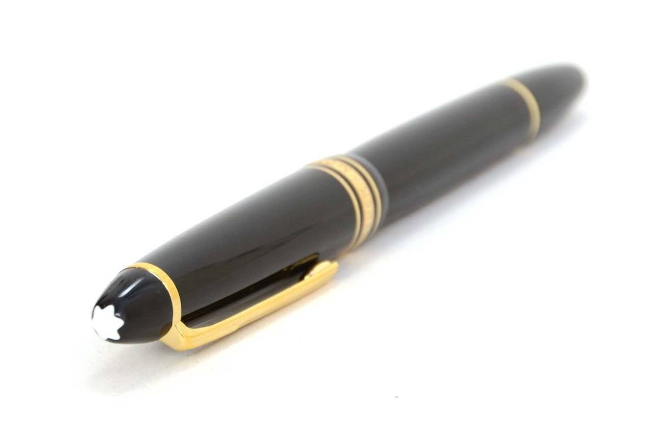 MONTBLANC Black 14k Gold Meisterstück Classique Fountain Pen In Excellent Condition In New York, NY