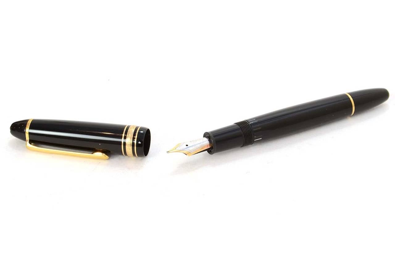 Women's or Men's MONTBLANC Black 14k Gold Meisterstück Classique Fountain Pen