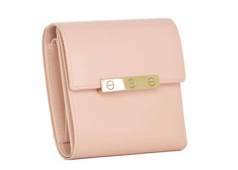 Cartier Pink Love Wallet

    Features goldtone 