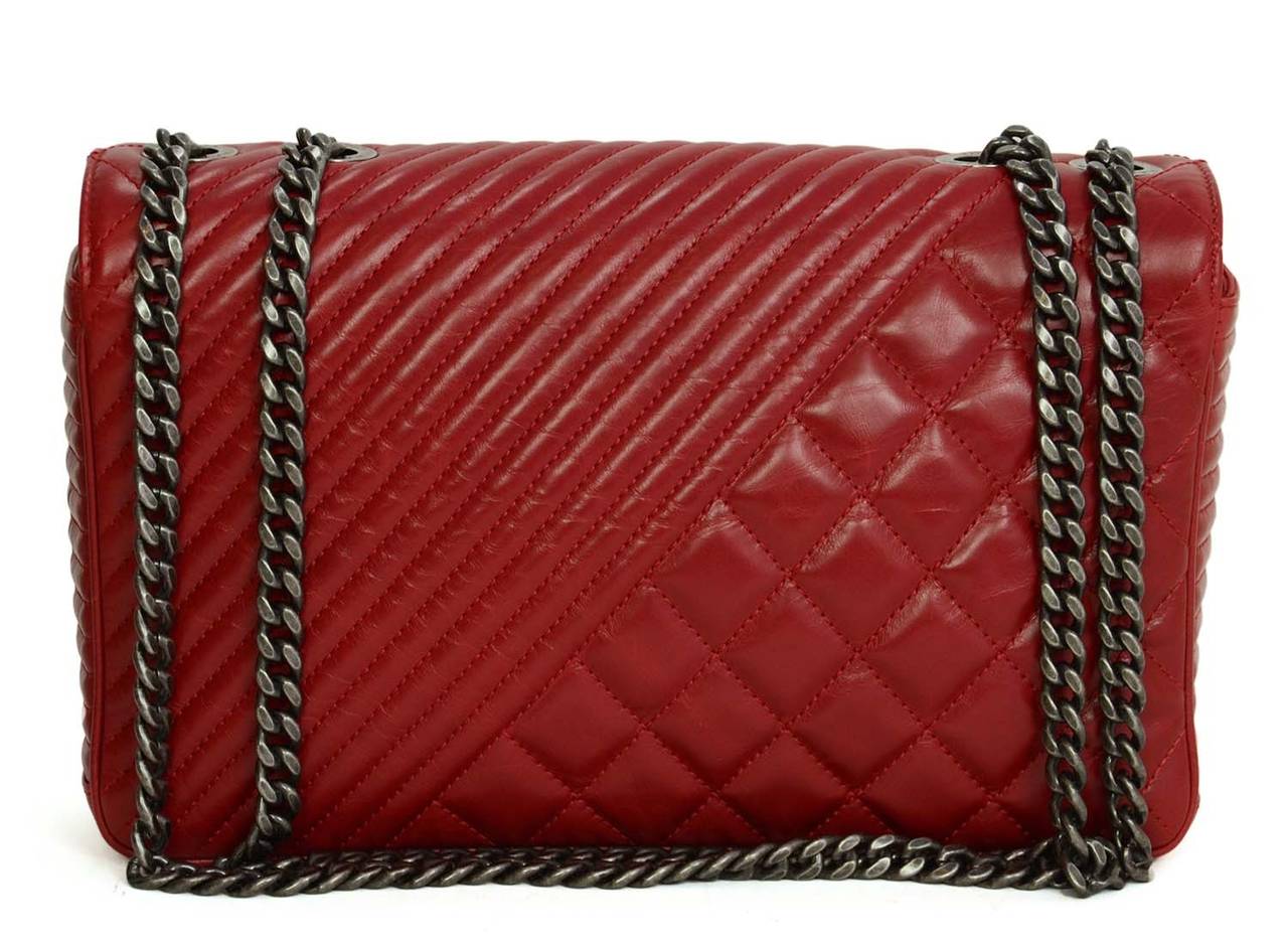 CHANEL '15 Red Leather Medium 