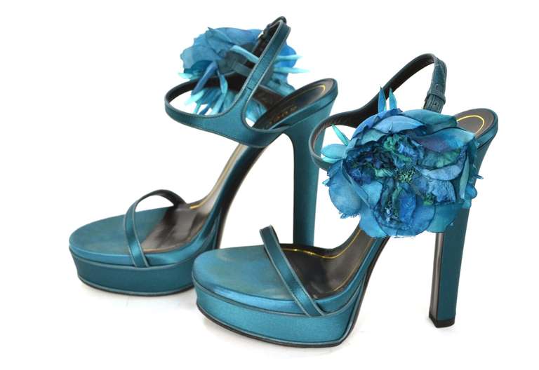 GUCCI Teal Satin Platform Sandal With Flower Sz 7.5 In Excellent Condition In New York, NY