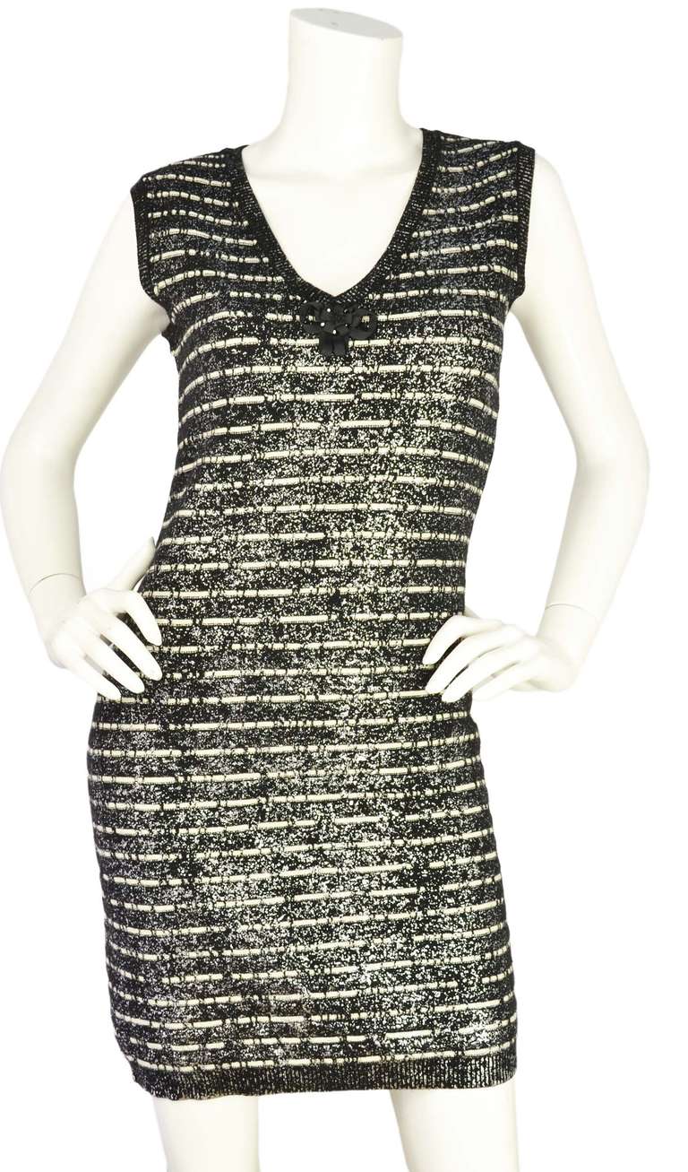 CHANEL Black/White Knit Sweater Dress w/ Optional Collar sz 38 1
