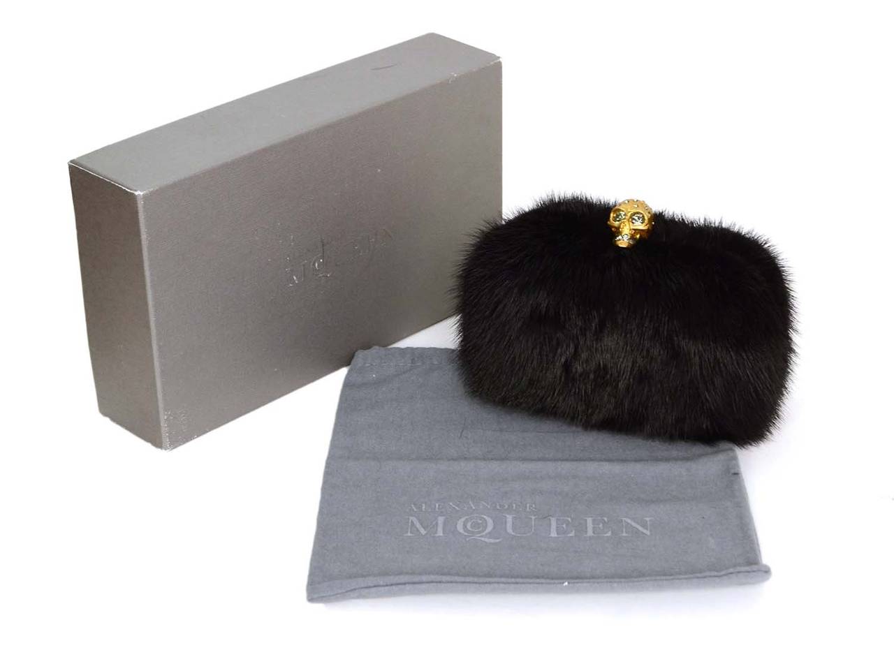 Women's ALEXANDER MCQUEEN Black Fur Skull Clutch GHW