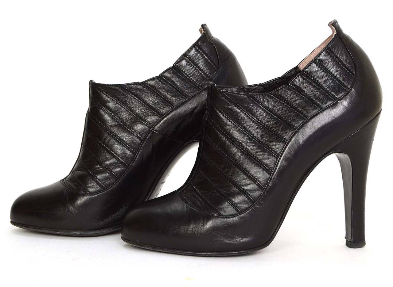 CHANEL Black Leather Heel Booties sz 37 In Excellent Condition In New York, NY