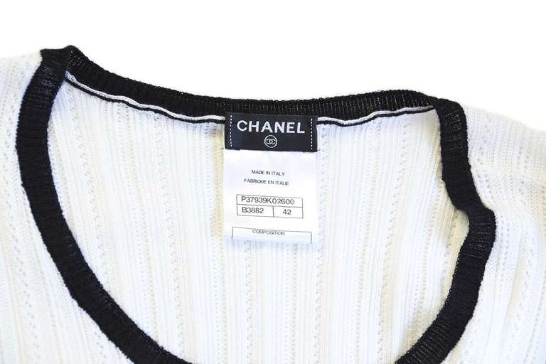 Women's CHANEL White Knit Stretch Long Sweater W/Black Trim & Lion Head Button Sz 42