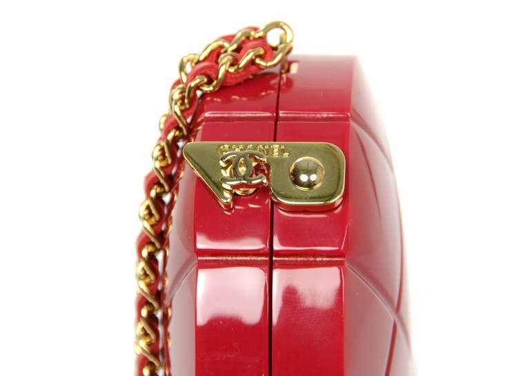 Women's Chanel 2002 Red Resin Quilted Heart Wristlet/Clutch Bag