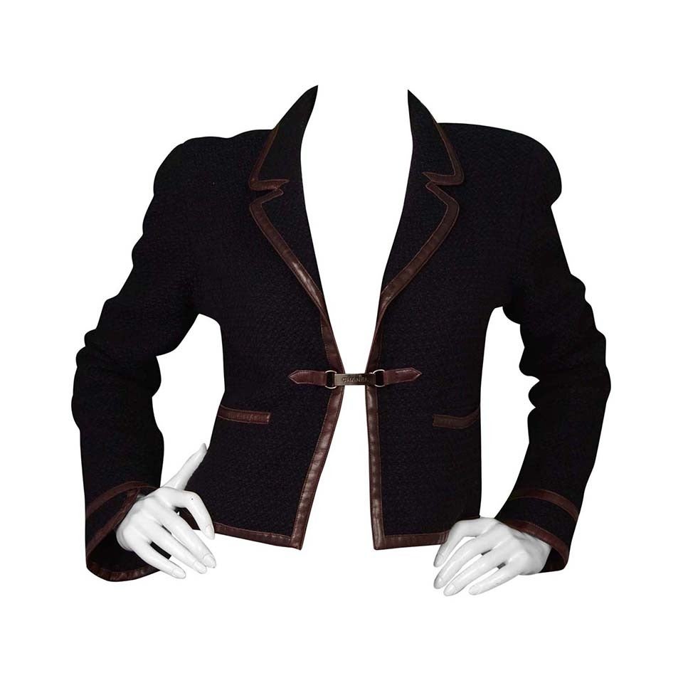 CHANEL Navy & Black Wool Tweed Jacket w/Brown Leather Trim sz 38