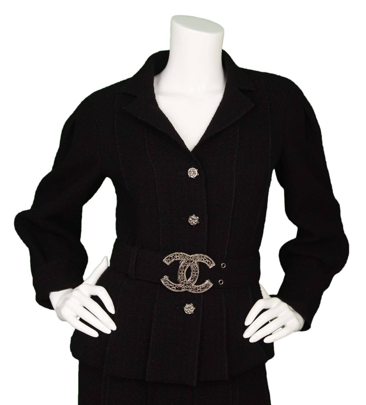 Women's CHANEL Black Boucle Wool Skirt Suit sz 38