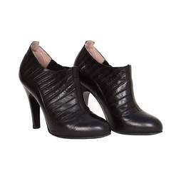 CHANEL Black Leather Heel Booties sz 37