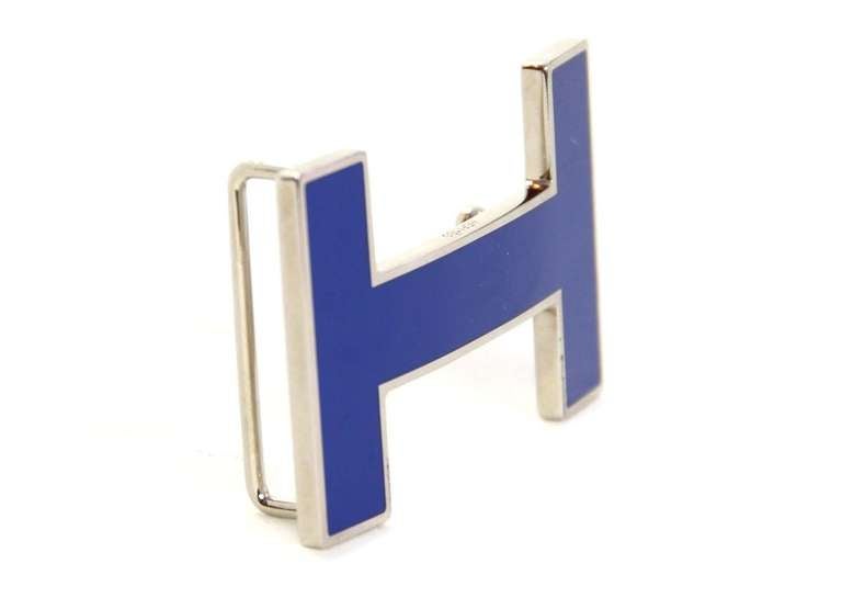 Hermes 32mm Belt Buckle
Cobalt blue enamel H
Palladium backing
Stamped 