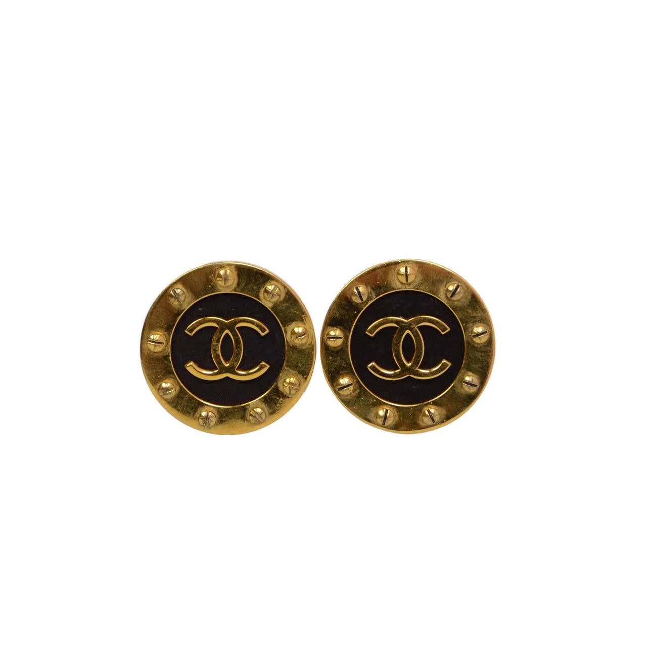 CHANEL Vintage '93 Gold Disk Clip On Earrings