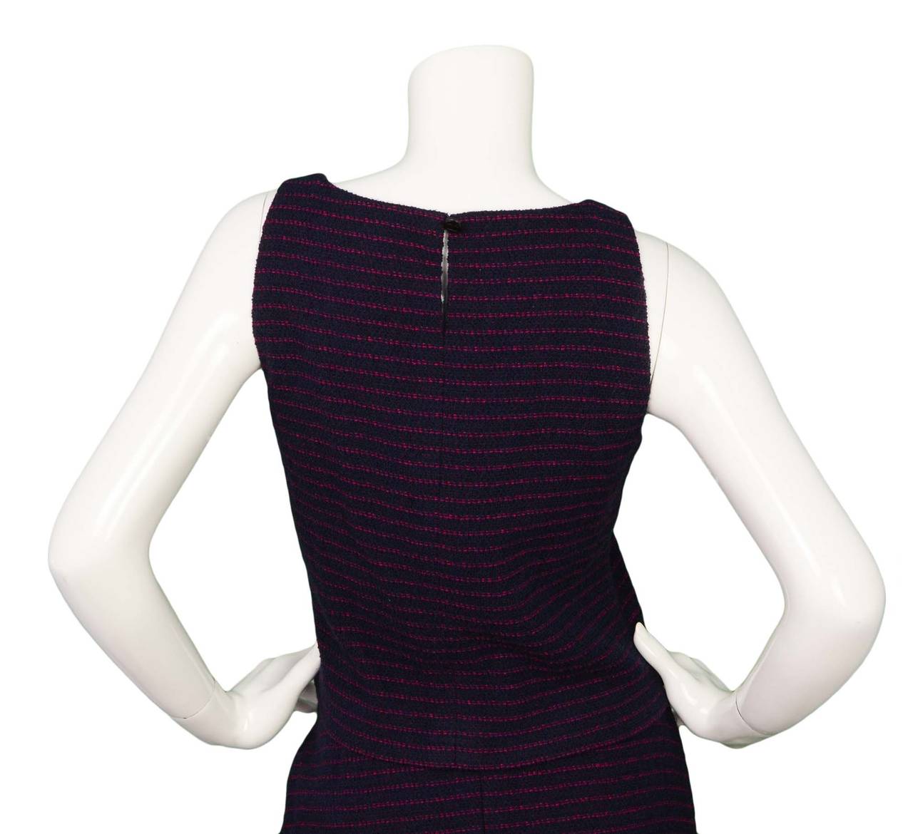 CHANEL Vintage '98 Navy & Pink Striped Tweed Shell Top sz 38 In Excellent Condition In New York, NY