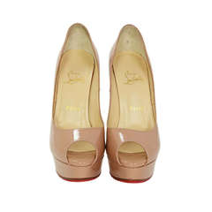 CHRCHRISTIAN LOUBOUTIN Nude Patent Leather Lady Peep Toe Pump Shoes Sz 8.5