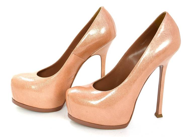 Yves Saint Laurent YSL Nude Patent Leather Tribtoo Platform Shoes sz.38 In Excellent Condition In New York, NY