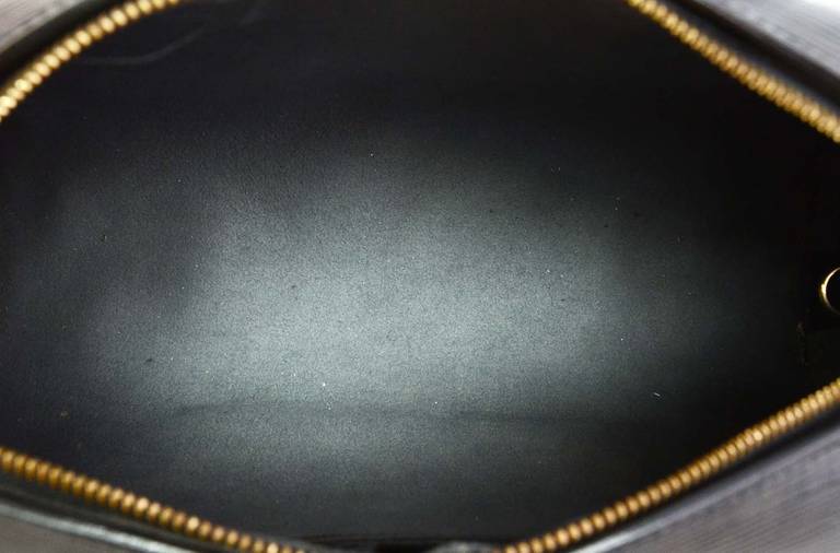 LOUIS VUITTON Black Epi Leather Soufflot Bag with Mini Insert In Good Condition In New York, NY