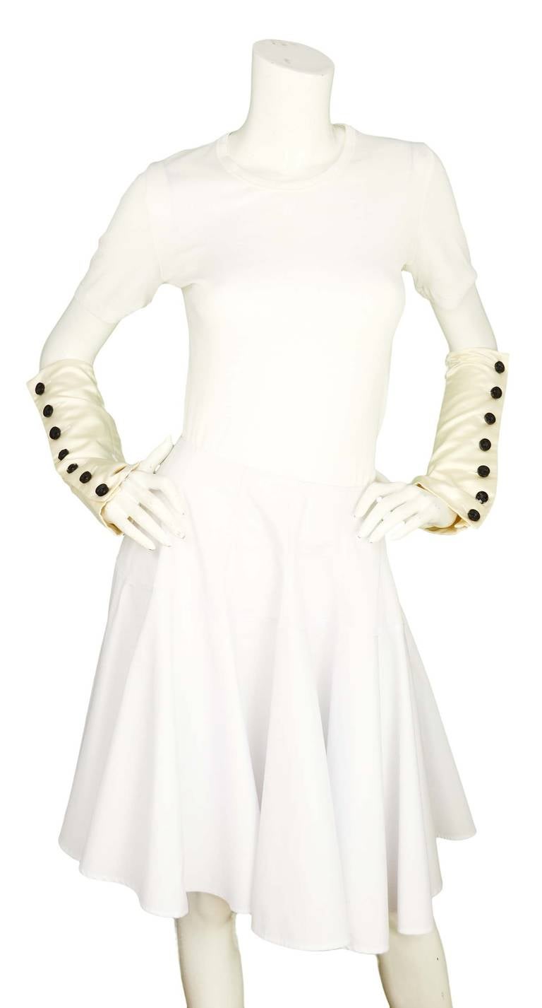 Chanel 2006 NWT Ivory Satin Gloves/ Arm Cuffs with Black Buttons rt.$1, 135 In New Condition In New York, NY