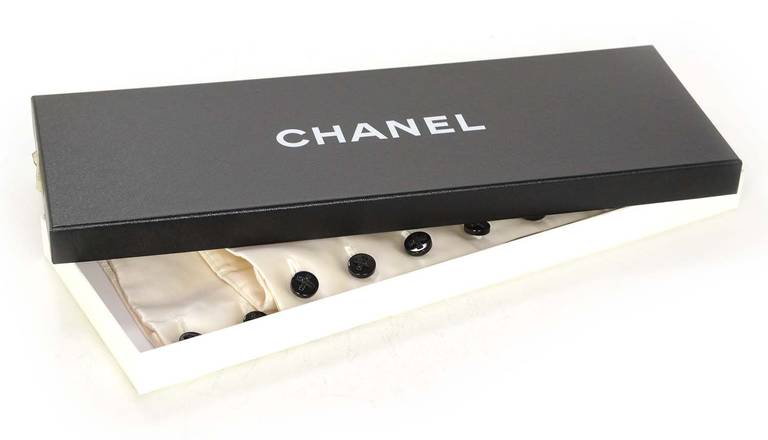 Chanel 2006 NWT Ivory Satin Gloves/ Arm Cuffs with Black Buttons rt.$1, 135 2
