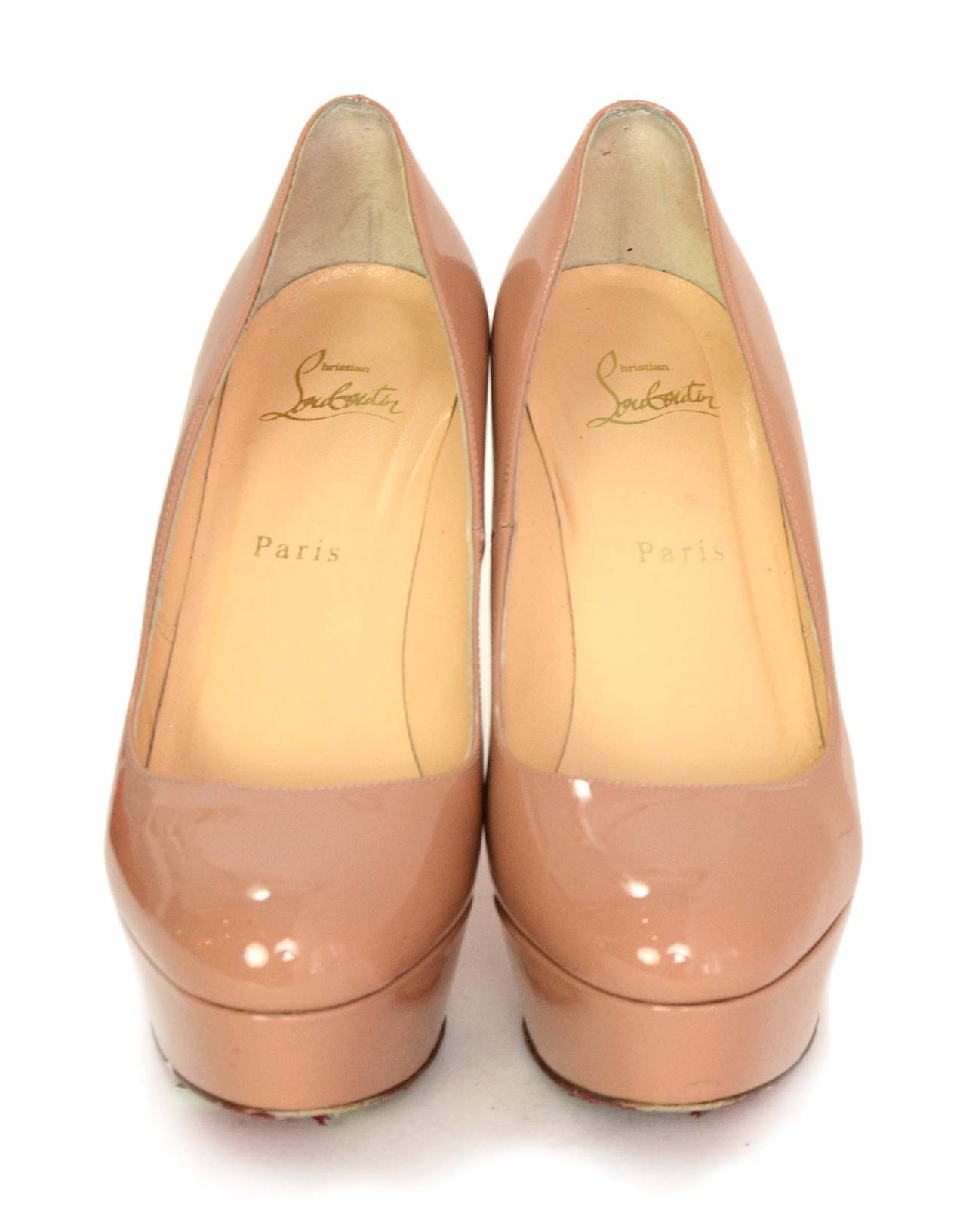 Christian Louboutin Nude Patent Bianca Platform Pumps sz 38.5 rt. $875 In Excellent Condition In New York, NY