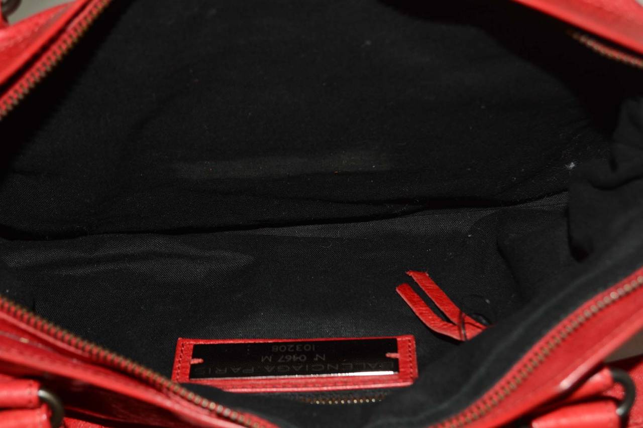 BALENCIAGA Distressed Red Leather Classic First Motorcycle Bag BHW In Excellent Condition In New York, NY