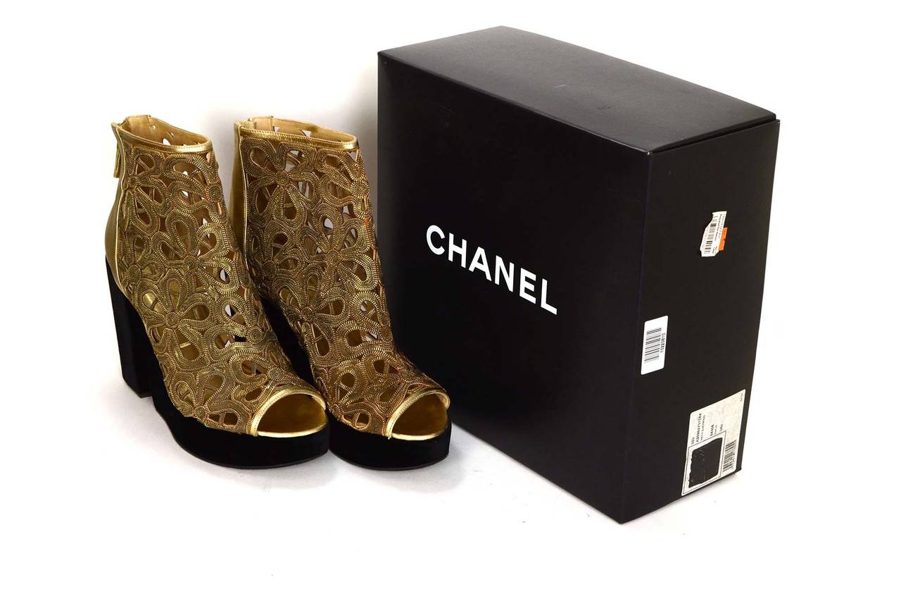 CHANEL Runway Gold Handmade Floral Chain Peeptoe Platform Booties sz 41 4