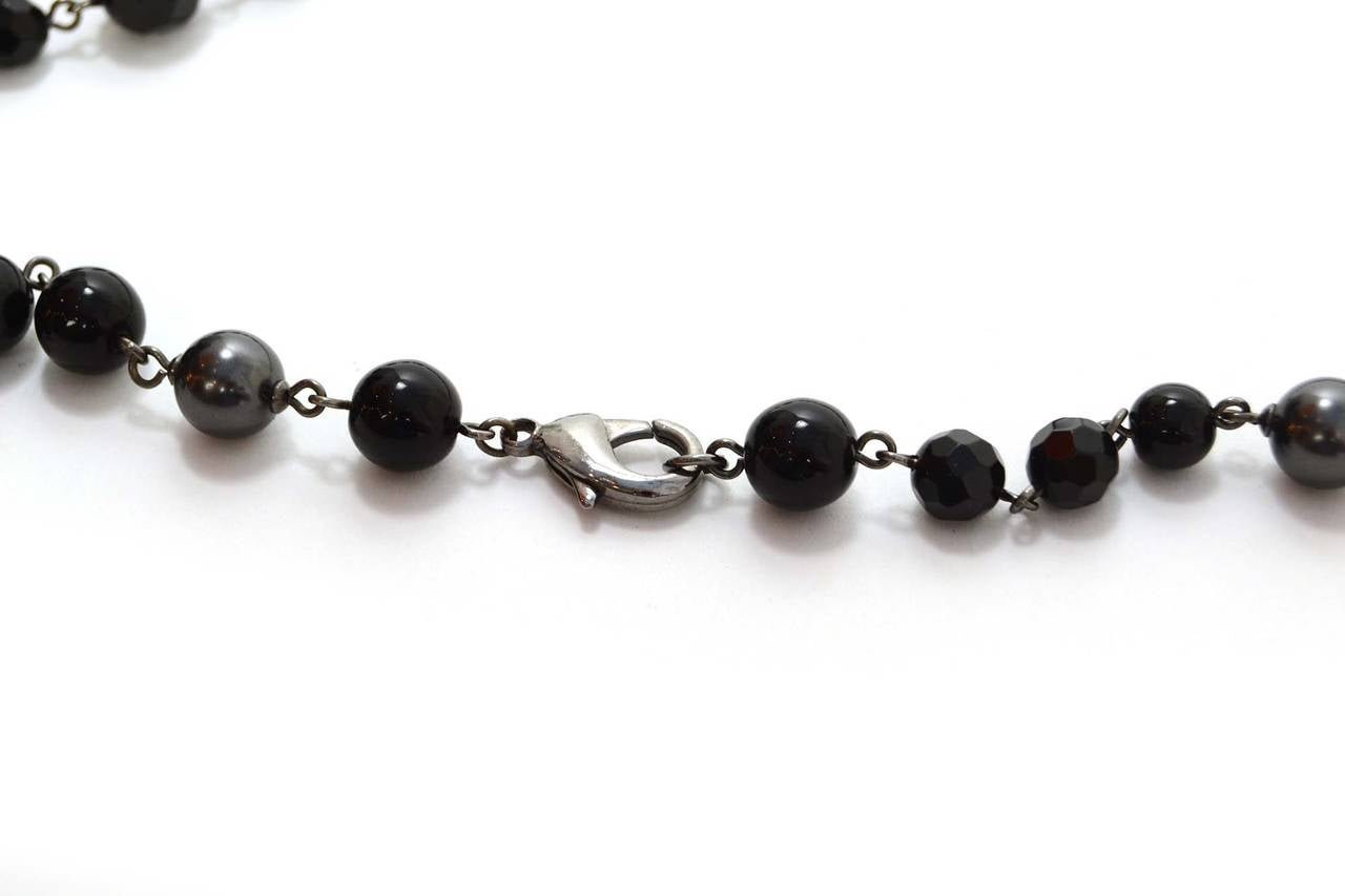 CHANEL '15 Black Bead & Grey Pearl Long Strand Necklace In Excellent Condition In New York, NY
