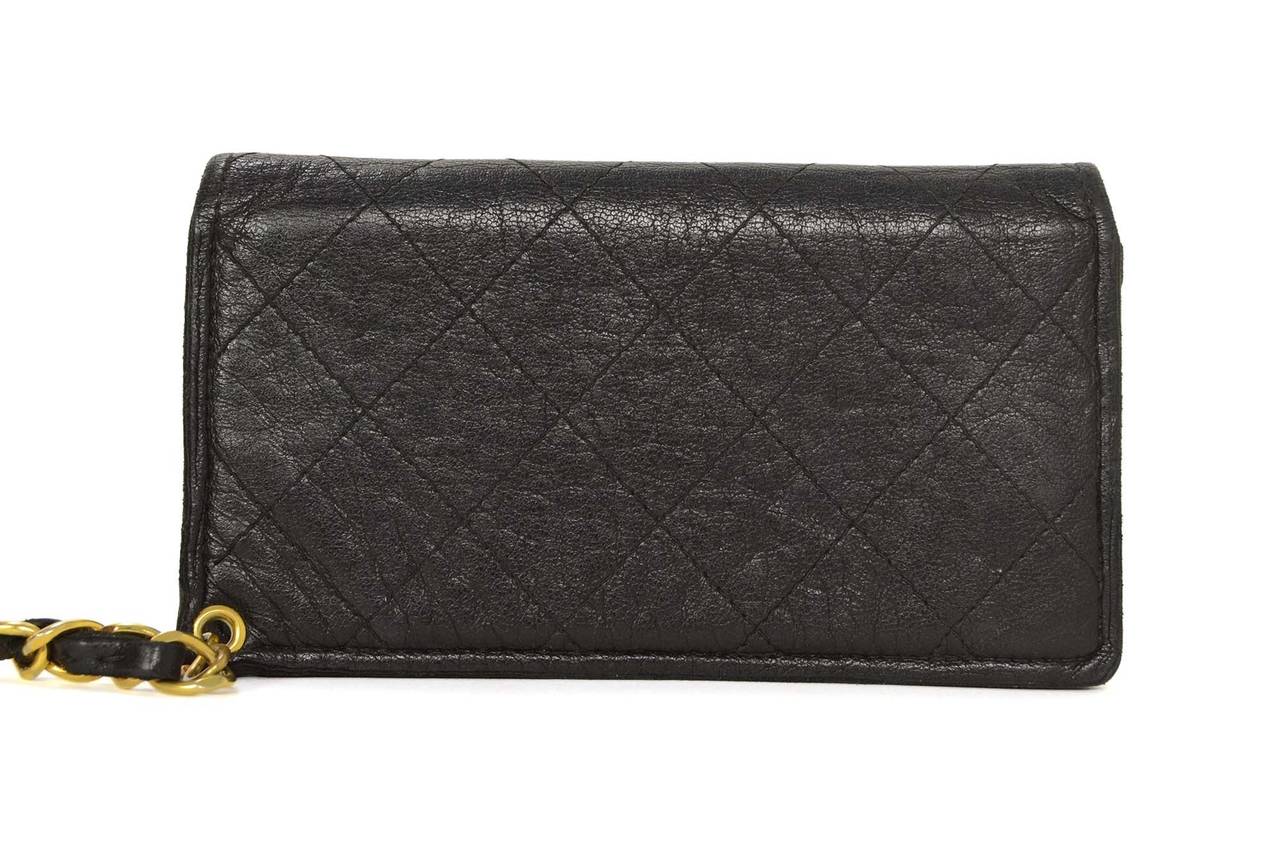 Women's CHANEL Vintage '92 Black Quilted Leather Wallet & Chain GHW