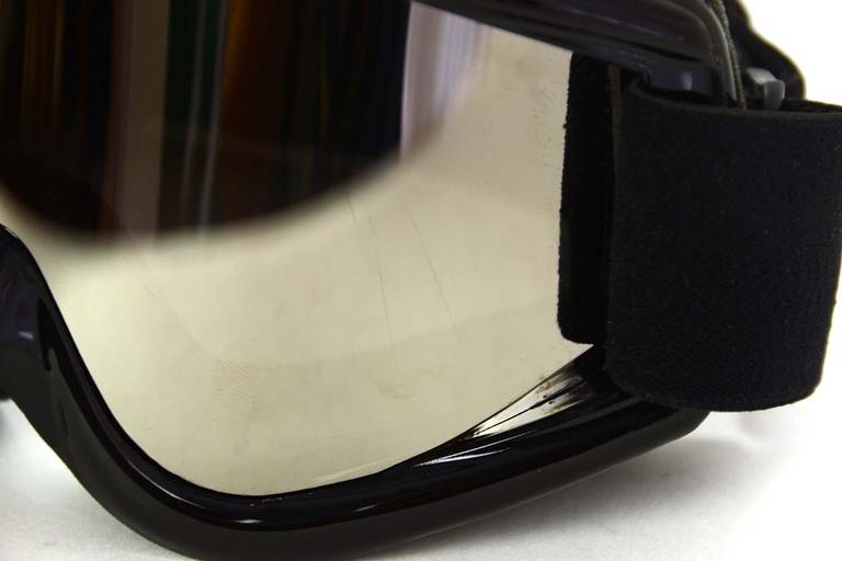 Moncler Black Mirrored Ski/Snowboarding Goggles In Excellent Condition In New York, NY